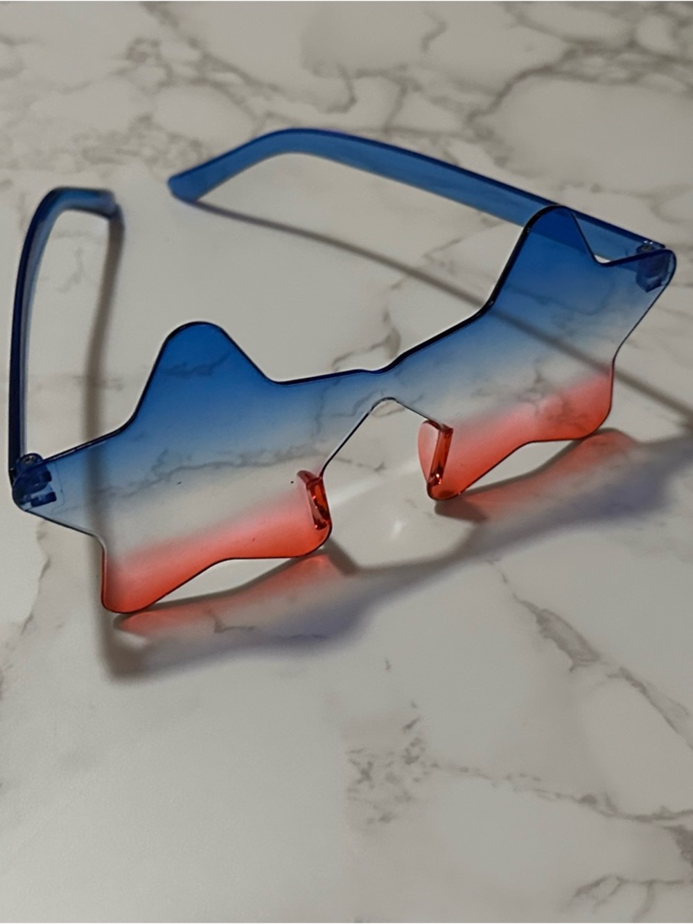 Star-Shaped Ombre Sunglasses in Blue and Red